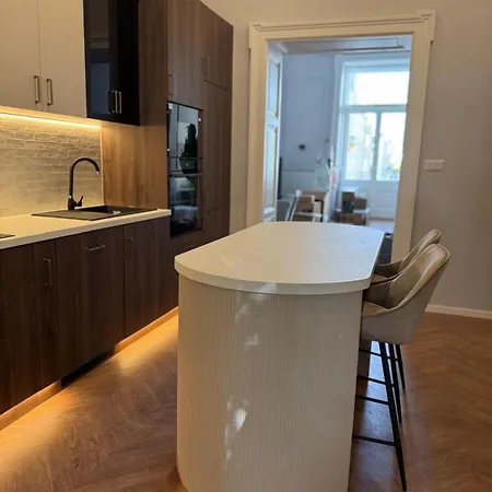 Luxury Dream Bestern *